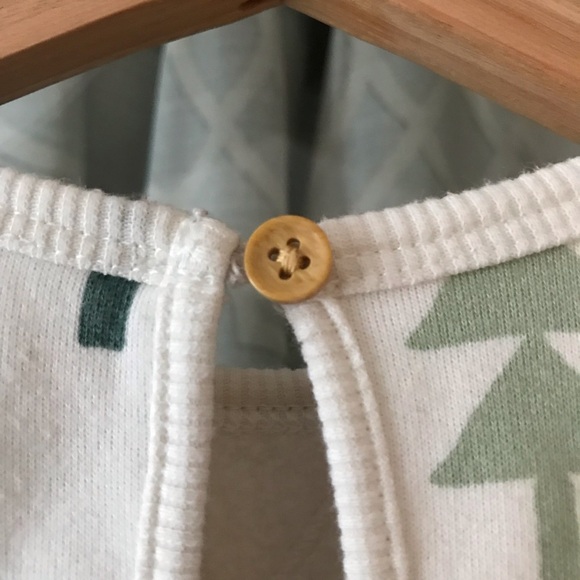 Little Co. by Lauren Conrad 3T Christmas theme winter dress, modern minimalist - Picture 3 of 8